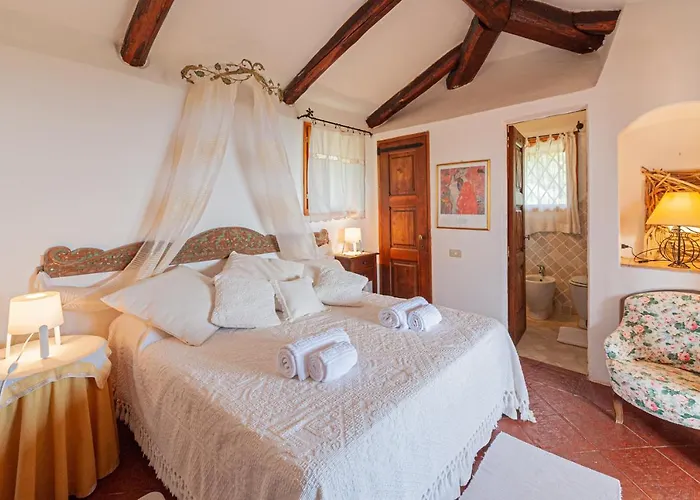 Porto Cervo- Pantogia, Incantevole Vista Sul Mare * 切尔沃港