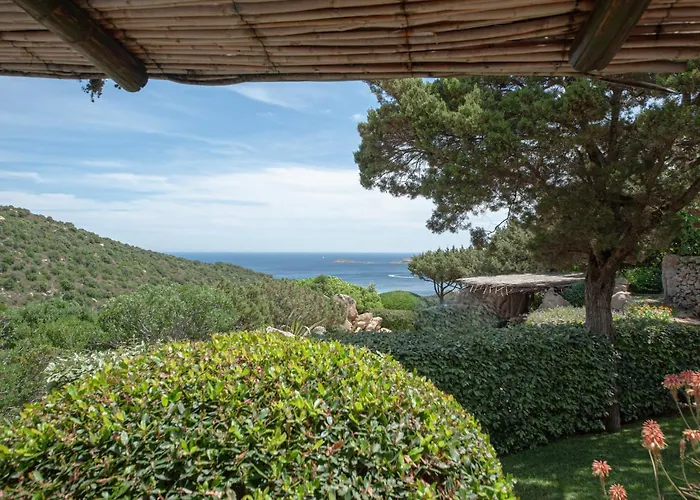 Porto Cervo- Pantogia, Incantevole Vista Sul Mare 切尔沃港